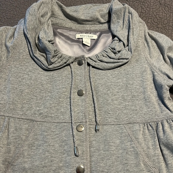 Adorable, super comfy jacket - Picture 4 of 7